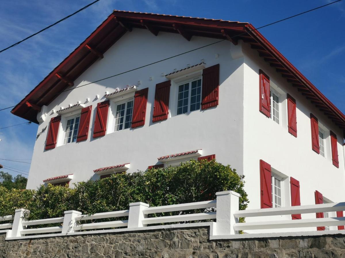 Chambres D'Hotes "Hor Dago" Pres De La Gare D'Hendaye Avec Le Petit-Dejeuner المظهر الخارجي الصورة