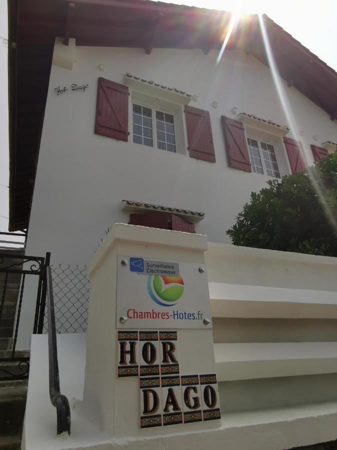 Chambres D'Hotes "Hor Dago" Pres De La Gare D'Hendaye Avec Le Petit-Dejeuner المظهر الخارجي الصورة